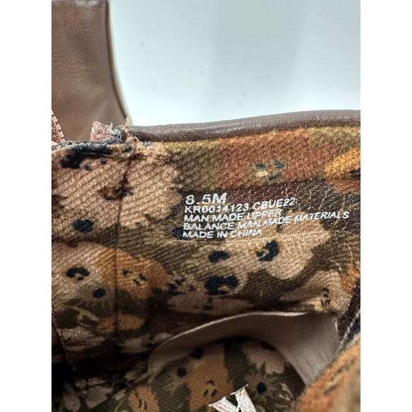 Korks Destiny Brown Faux Leather Block Heel Ankle Booties Size 8.5M - Picture 4 of 6